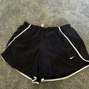 youth girl nike shorts